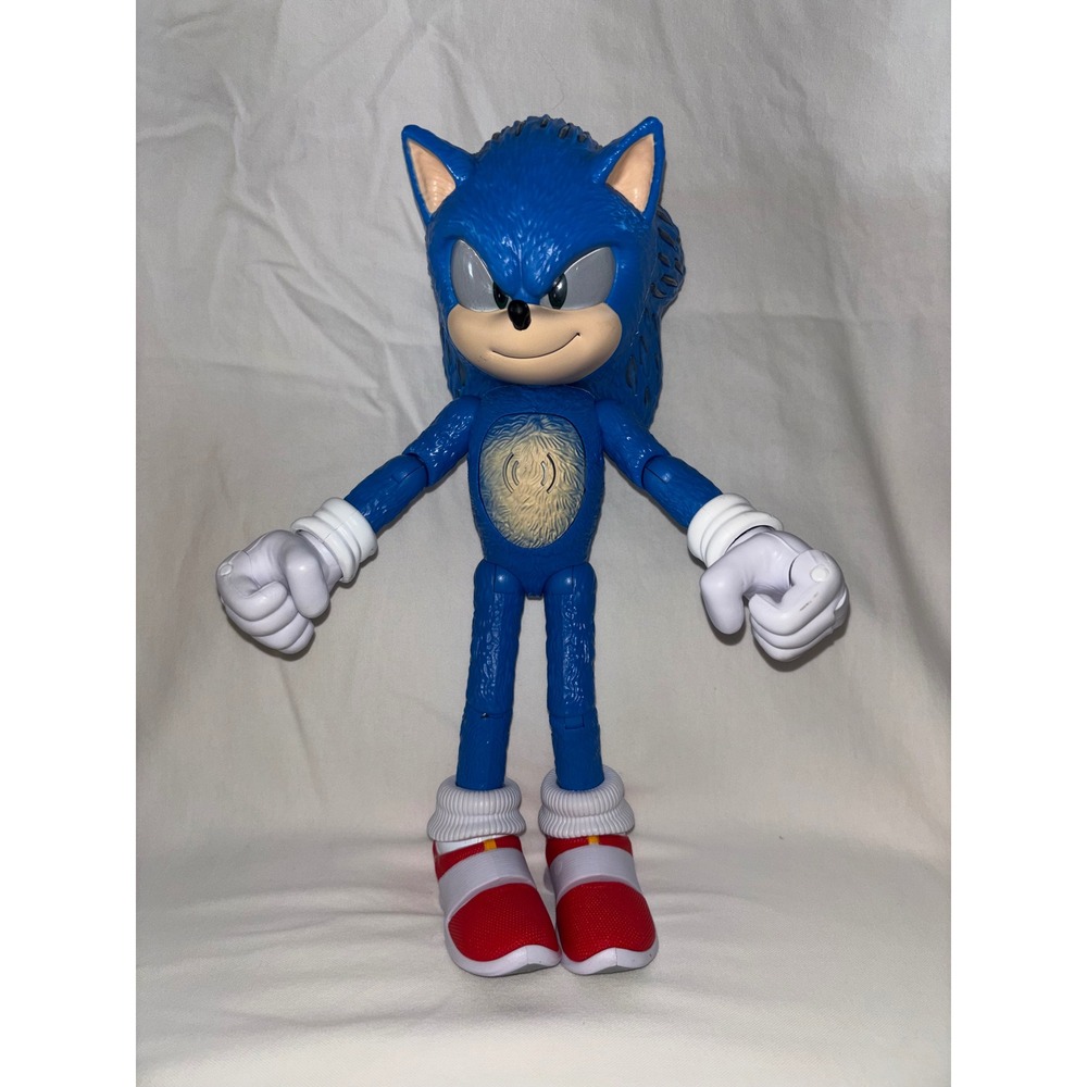 Sonic the Hedgehog Electronic Action Figure 16" Lights Up  Poseable Collectible